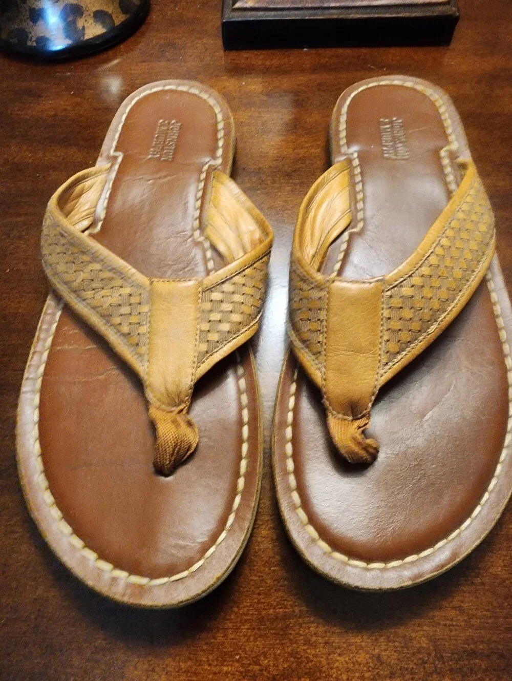 Men's Brown Leather Johnston&Murphy Woven Strap Flip Flop Sandals Sz.10M
